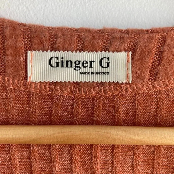 Ginger G Cardigan Medium Terracotta Button Front V-Neck Ribbed Sweater Pockets - Picture 2 of 6
